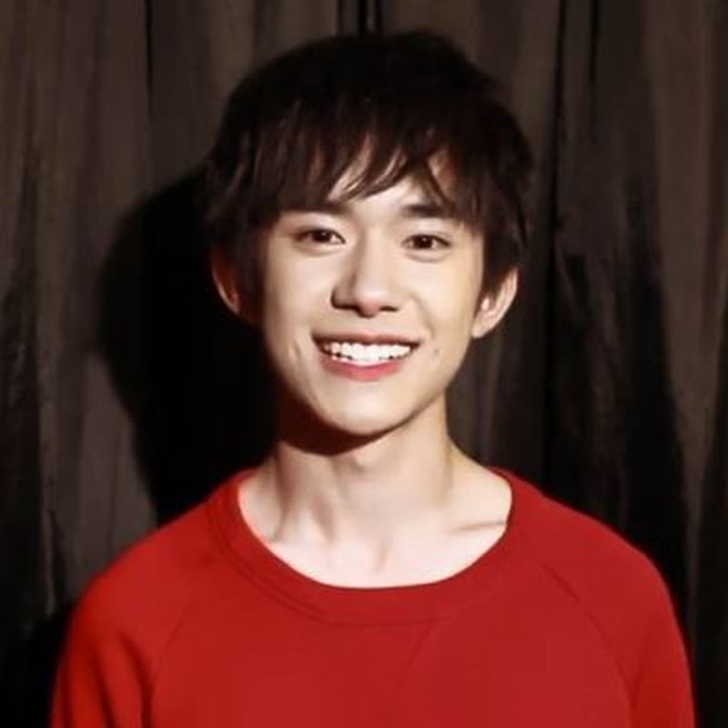易烊千玺